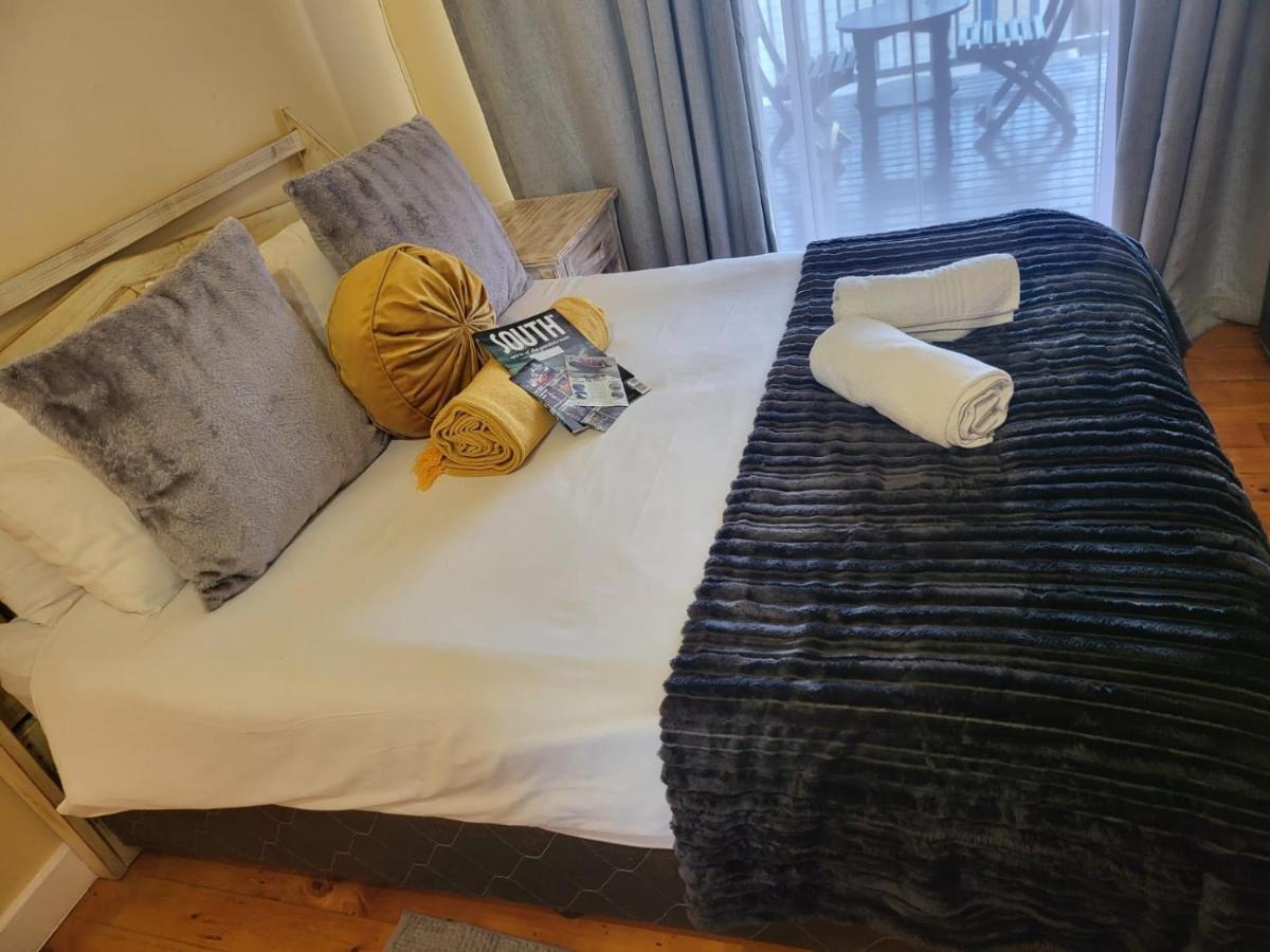 Point Village Guest House Mossel Bay Bagian luar foto