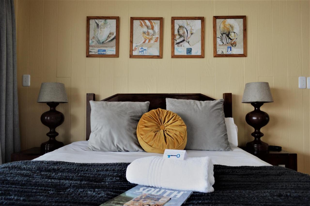 Point Village Guest House Mossel Bay Bagian luar foto